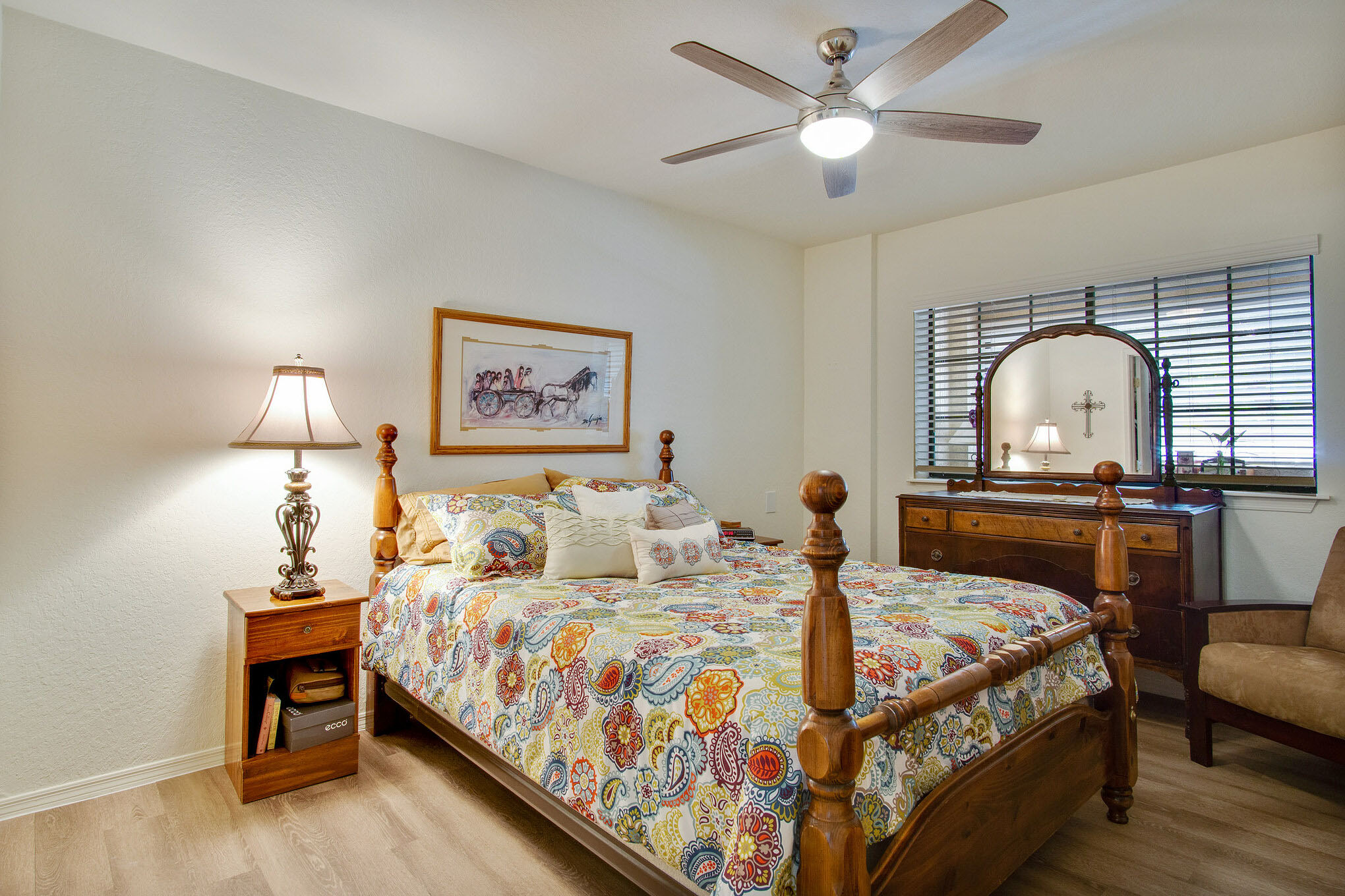 dsc00478-11207695-dsc00480-11207697 - The Country Club of La Cholla Interior image of an apartment bedroom at The Country Club of La Cholla.